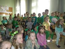 „Dzień Zielony” z Nadleśnictwem Miechów w Szkole Podstawowej w Naramie